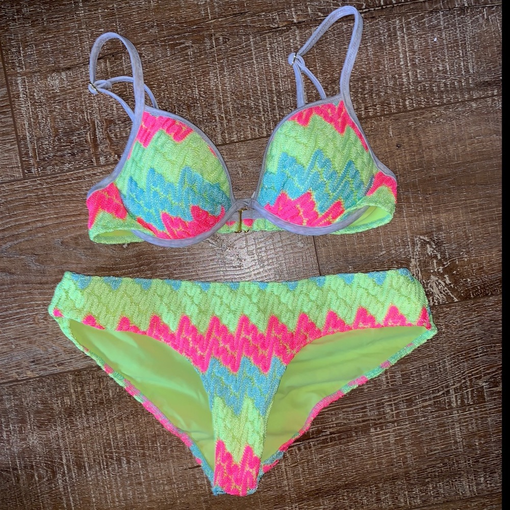 Victoria’s Secret Bathing Suit Set